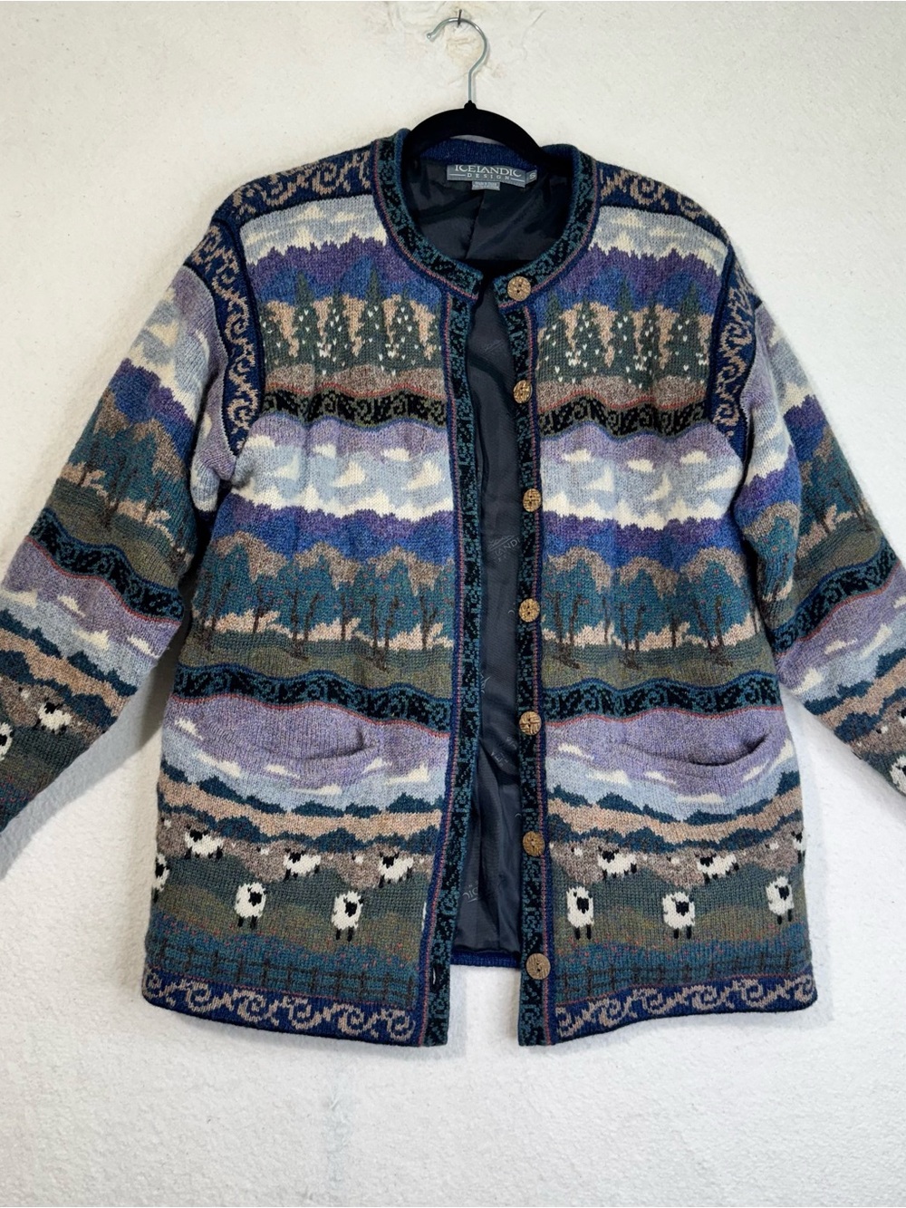 Icelandic Design Sheep Country Farm Scenic Wool Cardigan Sweater Women Small VTG